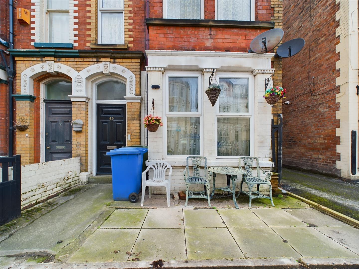 Marshall Avenue, Bridlington Belts Estate Agents